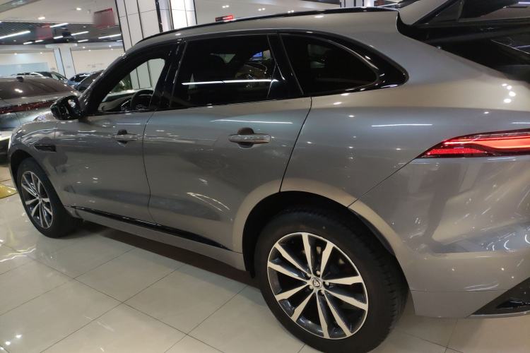 Used Jaguar F-PACE 2024 P250 R-Dynamic SE
