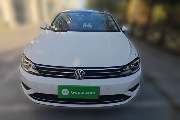 Used Volkswagen Lamando 2017 280TSI DSG Luxury Edition
