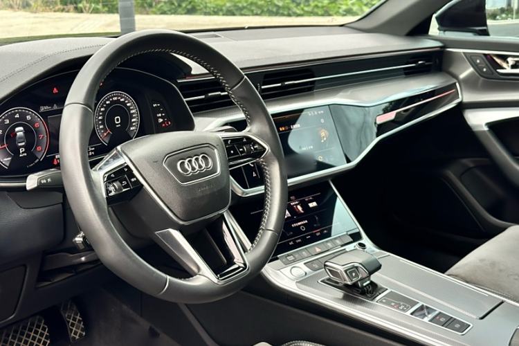 Used Audi A6L 2019 40 TFSI Luxury Dynamic Model
