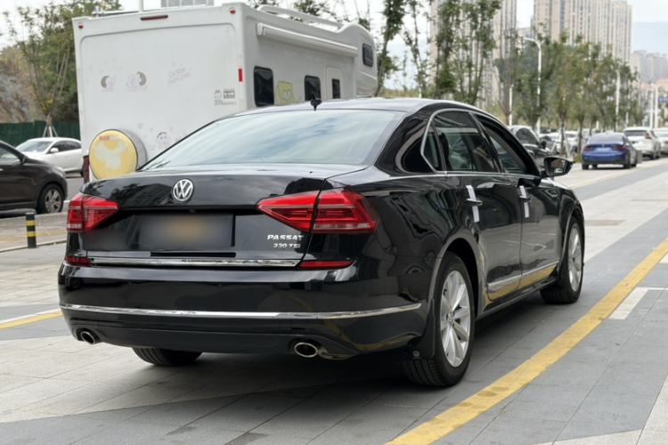 Used Volkswagen Passat 2016 330TSI DSG Prestige Edition
