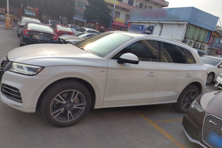 Used Audi Q5L 2020 Updated 40 TFSI Prestige Fashion Edition
