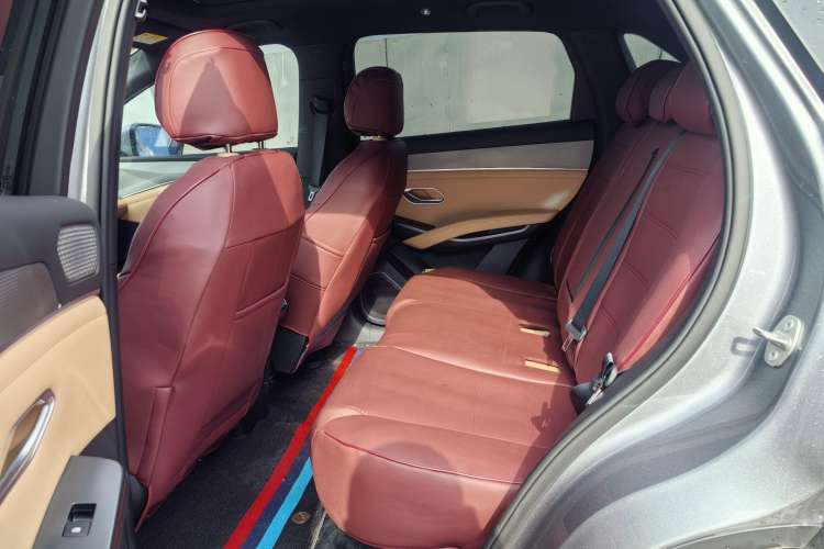 Used BYD Song L DM-i 2024 112 km Leading Edition