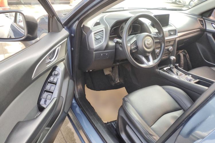 Used Mazda Mazda 3 Axela 2017 Sedan 1.5L Automatic Luxury Model Emission Standard China V
