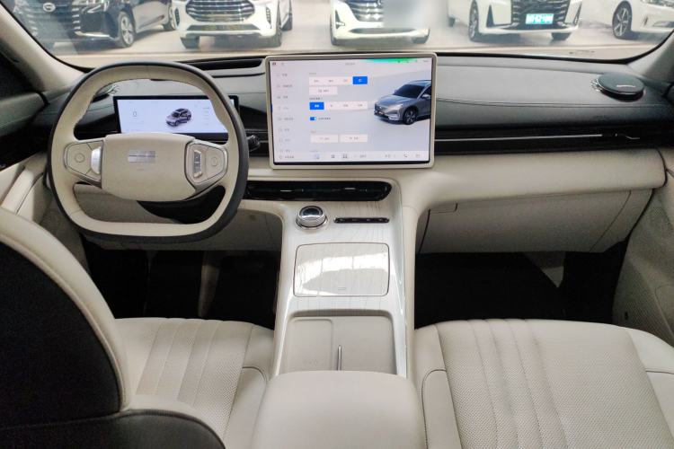 Used  E5 2024 530 km Exploration+ Version