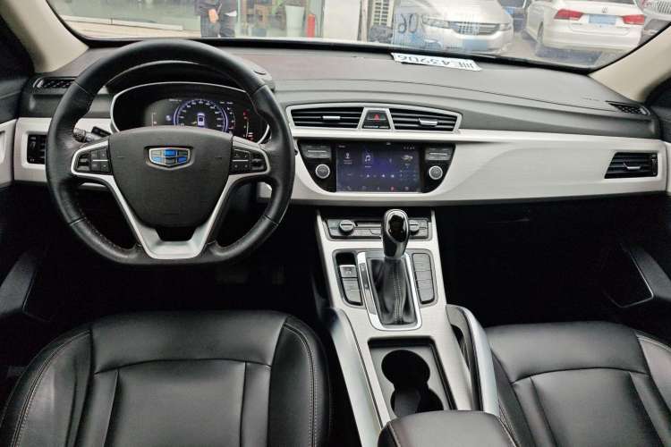 Used Geely Auto Emgrand X7 Sport 2018 1.8TD Automatic Two-Wheel Drive Smart Connect 4G Internet Edition