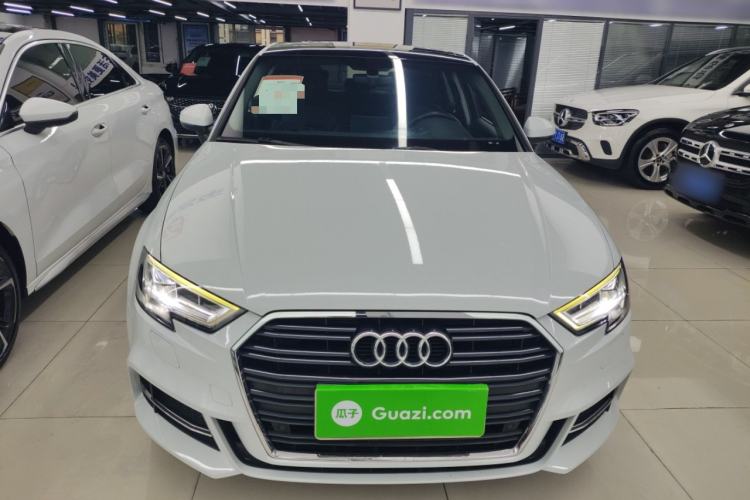 Used Audi A3 2019 Limousine 35 TFSI Fashion Edition China V standard
