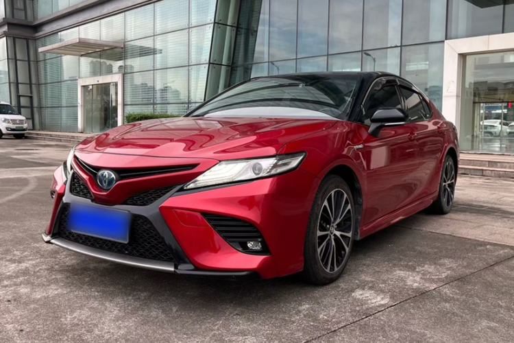 Used Toyota Camry 2019 Dual-Engine 2.5HS FENGSHANG Edition China VI Standard
