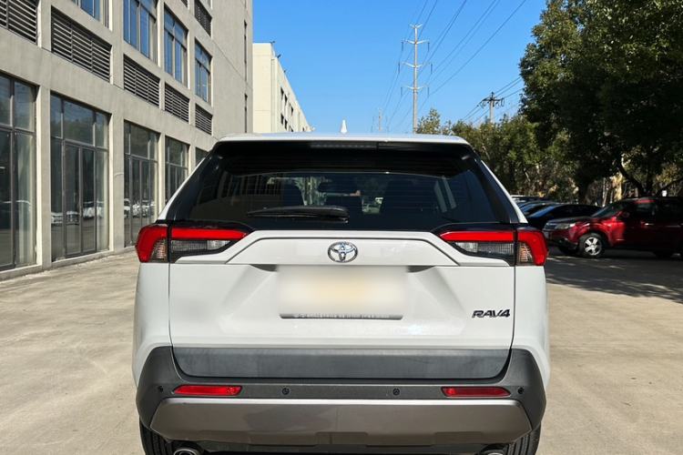 Used Toyota RAV4 2020 2.0L CVT Two-Wheel Drive Fashion Edition
