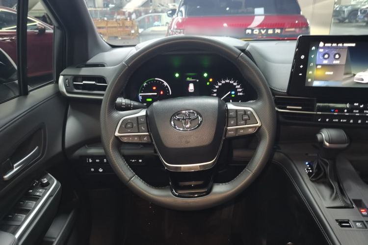 Used Toyota Sienna 2024 2.5L Hybrid Four-Wheel Drive Prestige Edition