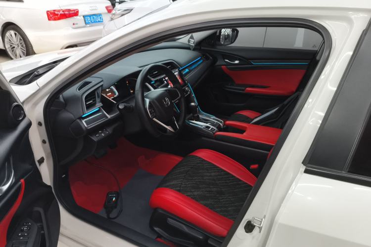 Used Honda Civic 2016 220TURBO CVT Luxury Edition
