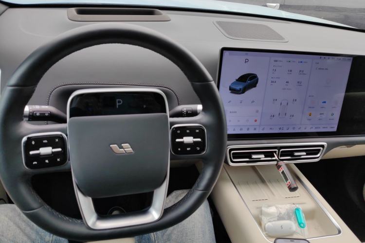 Used Li Auto L7 2024 Pro Model
