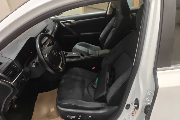 Used Lexus CT 2017 CT200h Elite Edition Monotone China VI
