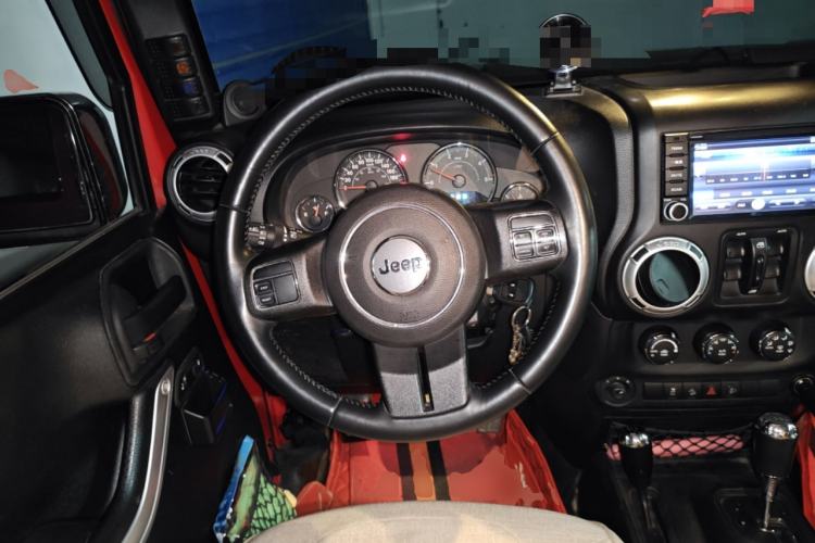 Used Jeep Wrangler 2014 2.8TD Sahara Four-Door Edition
