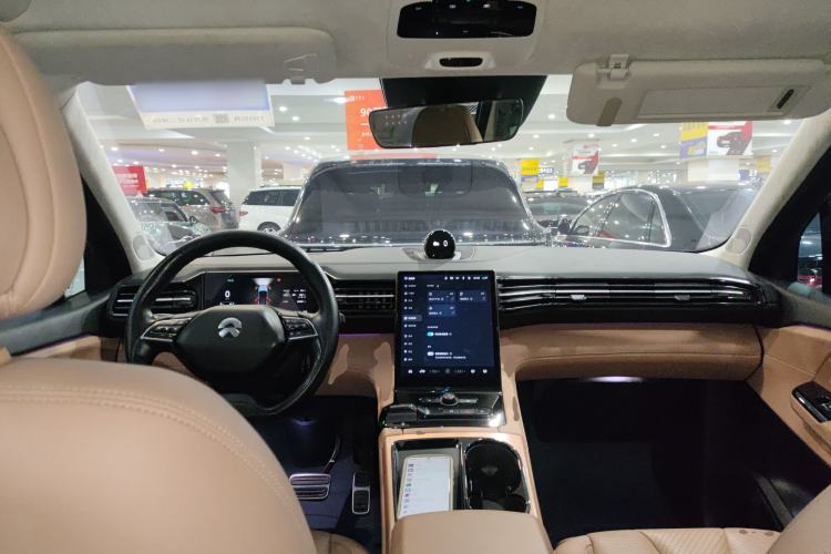 Used Nio ES8 2018 Founder Edition
