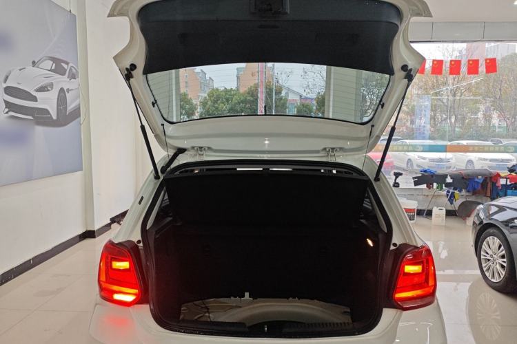 Used Volkswagen Polo 2016 1.4L Automatic Trendy Model