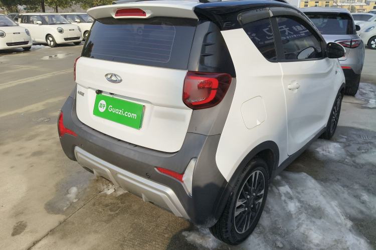 Used Chery Little Ant 2022 Sweet Pink Edition Full Sugar Version Lithium Iron Phosphate 29.2 kWh 30 kW 301 km