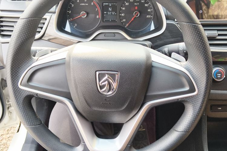 Used Baojun 310 2017 1.5L Automatic Fashion Model