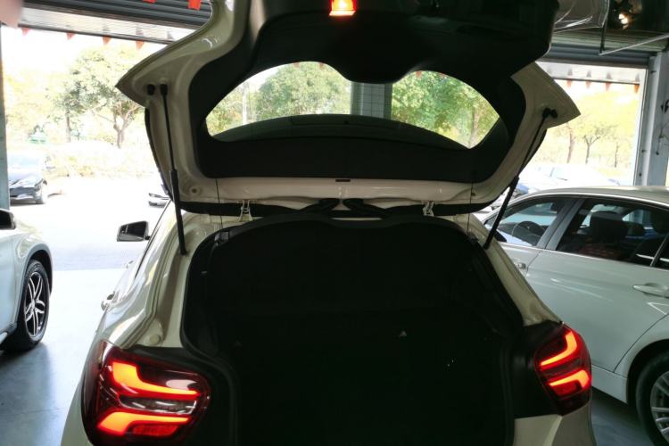 Used Mercedes-Benz A-Class 2017 A 200 Fashion Model