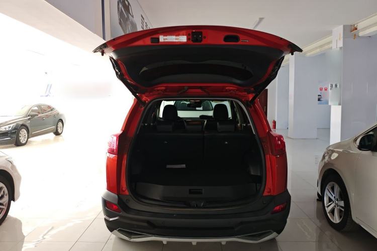 Used Toyota RAV4 2013 2.5L Automatic 4x4 Prestige Edition
