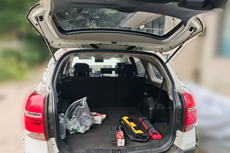 Used Chevrolet Captiva 2015 2.4L 4x4 Flagship Edition 7-Seater
