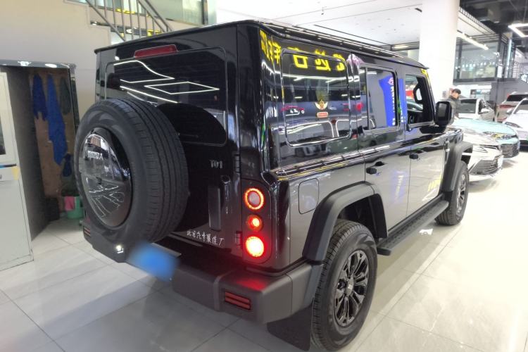 Used 212 T01 2024 2.0T Explorer