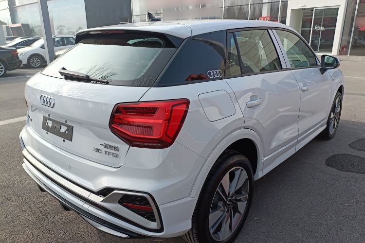 Used Audi Q2L 
