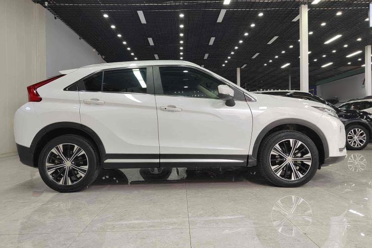 Used Mitsubishi Eclipse Cross 2019 1.5T CVT Two-Wheel Drive Dream Edition China VI Standard
