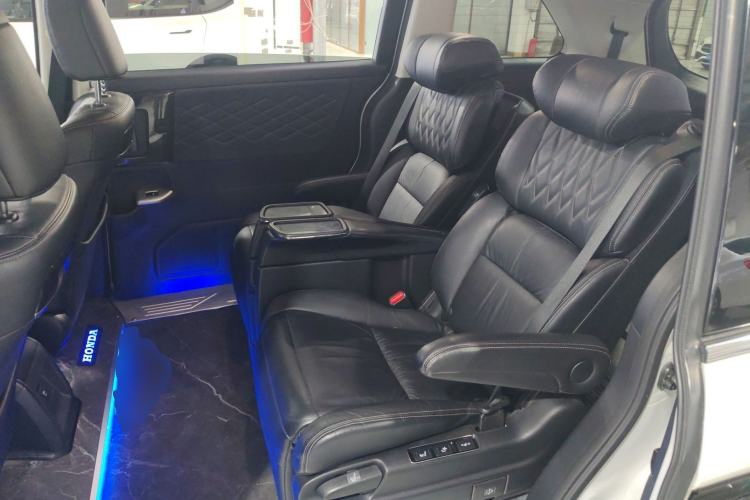 Used Honda Elysion 2019 2.0L Hybrid Luxury Edition
