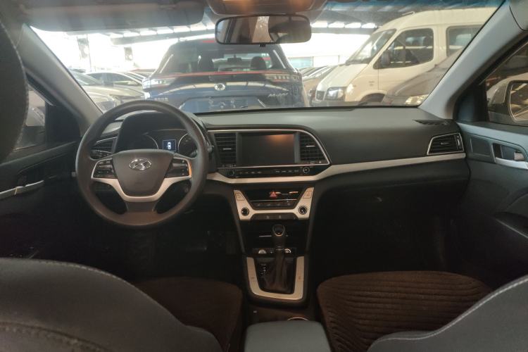 Used Hyundai Elantra 2016 1.6L Automatic ZhiXuan – Elite Version