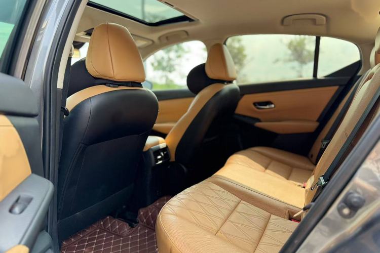 Used Nissan Sylphy 2021 1.6L TOP CVT Luxury Edition
