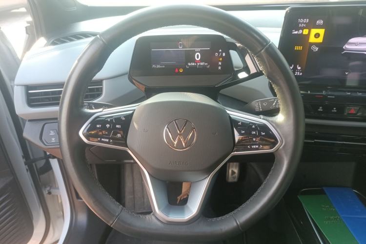 Used Volkswagen ID.4 X 2023 Ultra-Intelligent Long-Range Version
