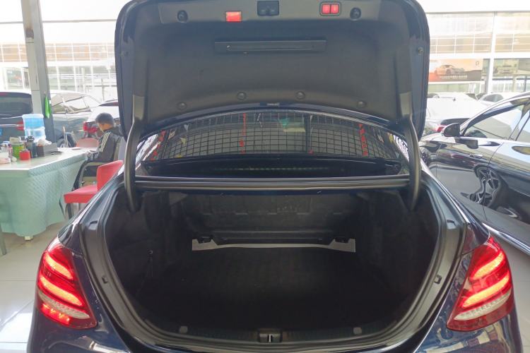 Used Mercedes-Benz E-Class 2020 Restyled E 300 L Sport Exclusive Edition
