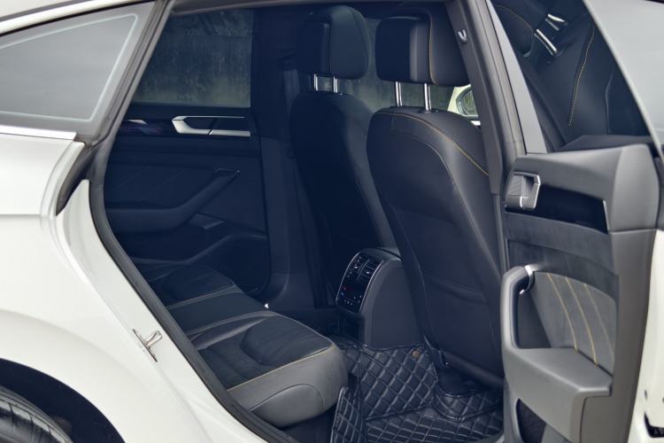 Used Volkswagen FAW-Volkswagen CC 2024 380TSI Striking Edition