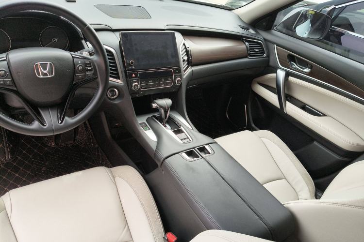 Used Honda Avancier 2017 240TURBO Two-Wheel Drive Luxury Edition
