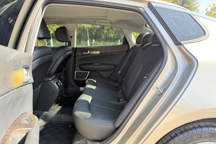 Used Kia K5 2016 1.6T Automatic LUX
