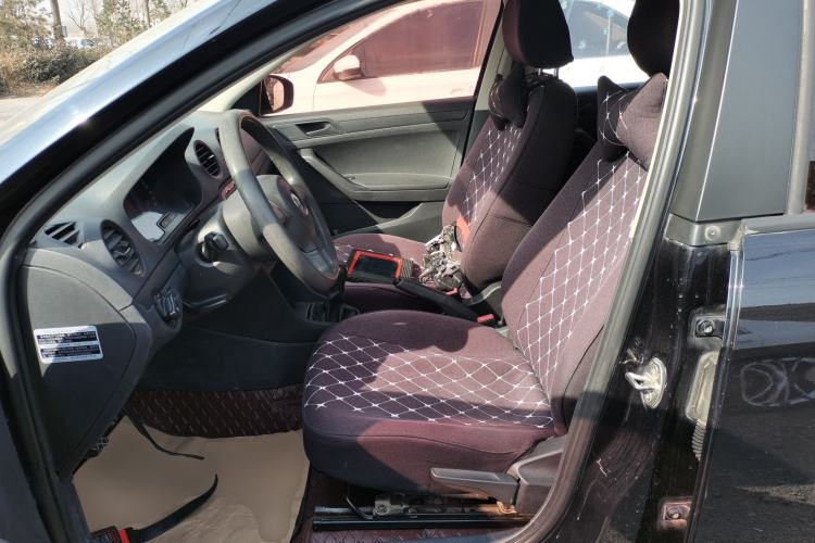 Used Volkswagen Jetta 2015 Value Edition 1.6L Manual Fashionable Style
