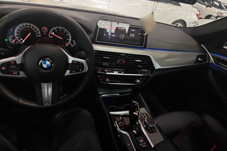 Used BMW 5 Series 2018 525i M Sport Package
