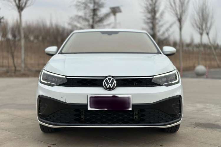 Used Volkswagen Lavida 2023 New Sharp 1.5L Automatic Excellent New Edition
