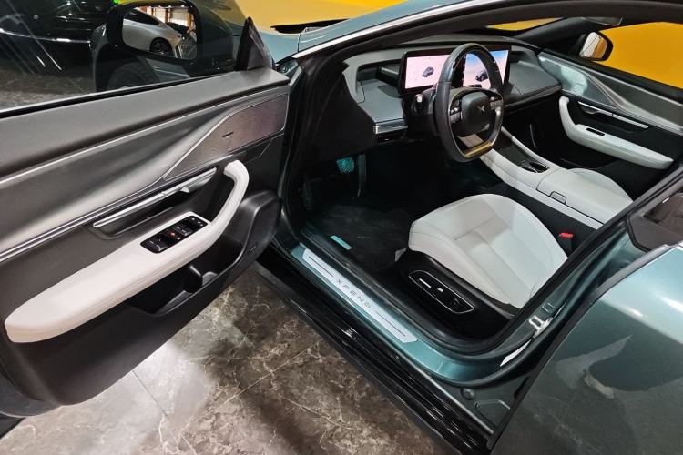 Used XPeng P7 2023 P7i 702 Pro