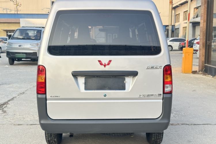 Used Wuling Zhiguang 2023 1.5L Practical Version 5/7 Seats
