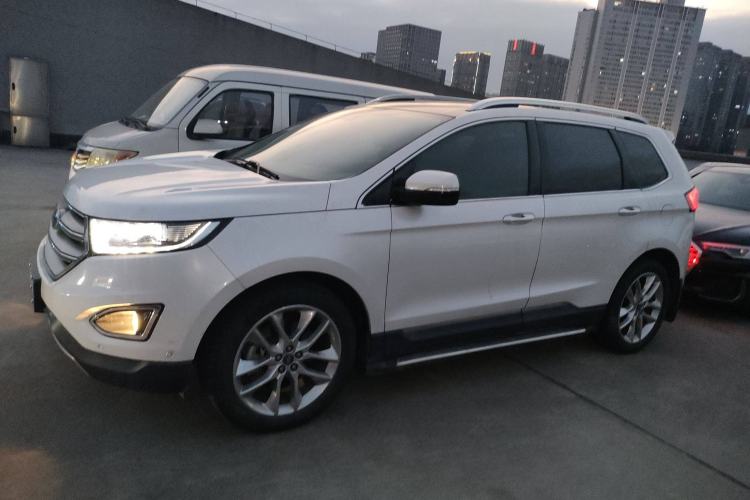 Used Ford Edge 2016 EcoBoost 245 Four-Wheel Drive Titanium 7-Seater
