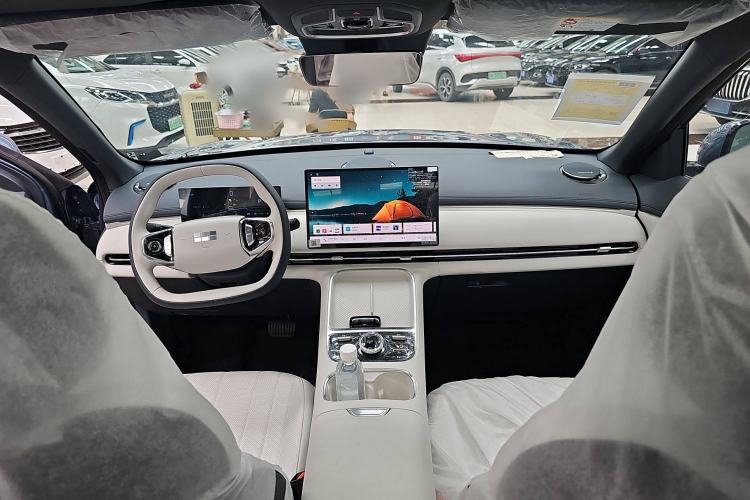 Used  Galaxy Xingjian 7 EM-i 2025 120km Launch+ Version
