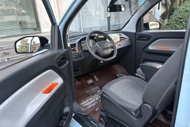 Used Wuling Hongguang MINIEV 2021 Macaron Premium Model – Lithium Iron Phosphate
