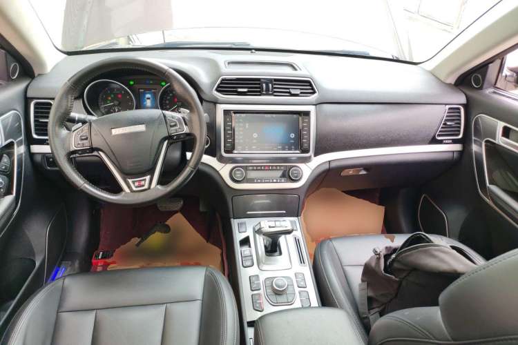 Used Haval H6 Coupe 2017 Red-Label 2.0T Automatic Two-Wheel Drive Elite Model
