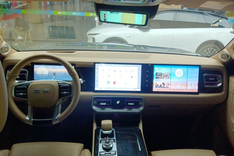 Used  BJ60 Leiting 2024 Magic Electric Drive Advanced Version 7 Seats
