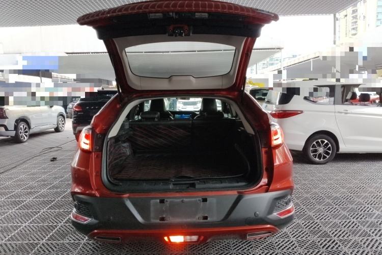 Used Venucia T90 2017 2.0L CVT Leading Edition
