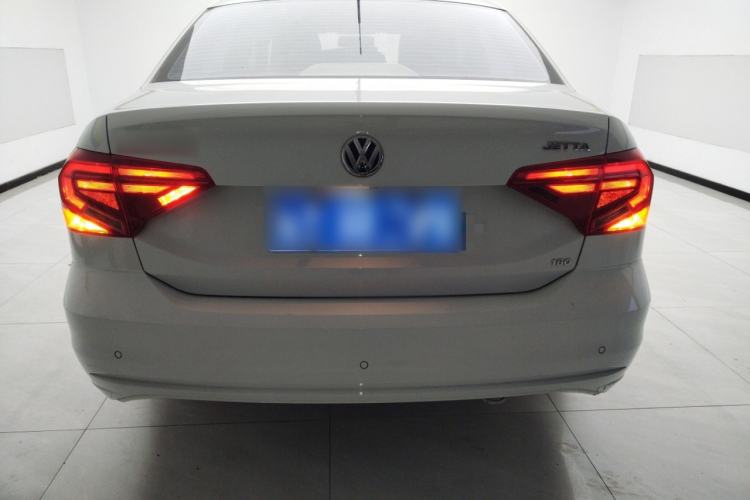 Used Volkswagen Jetta 2019 Dream Edition 1.5L Manual Fashion Version