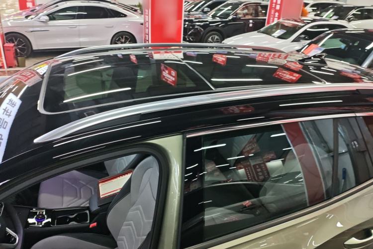 Used Volkswagen Tayron 2025 Tiguan L 380TSI 4Motion Luxury
