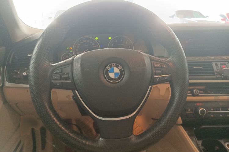 Used BMW 5 Series 2014 525Li Luxury Design Package