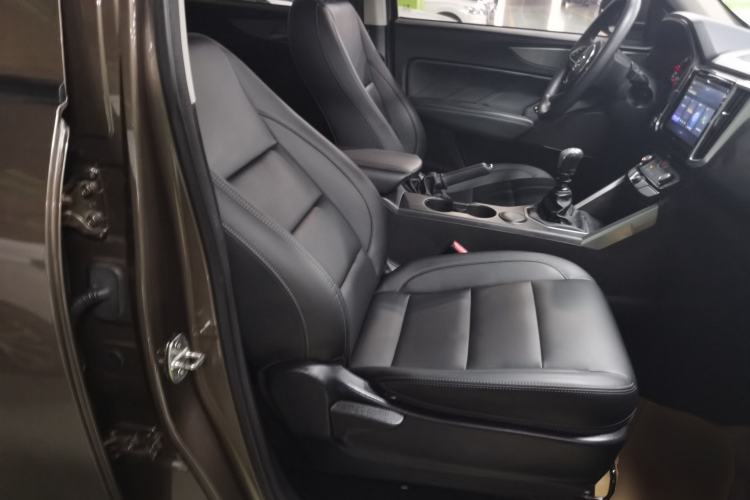 Used Great Wall Poer 2019 2.0T Commercial Version Manual Diesel Two-Wheel Drive Elite Long-Box GW4D20M
